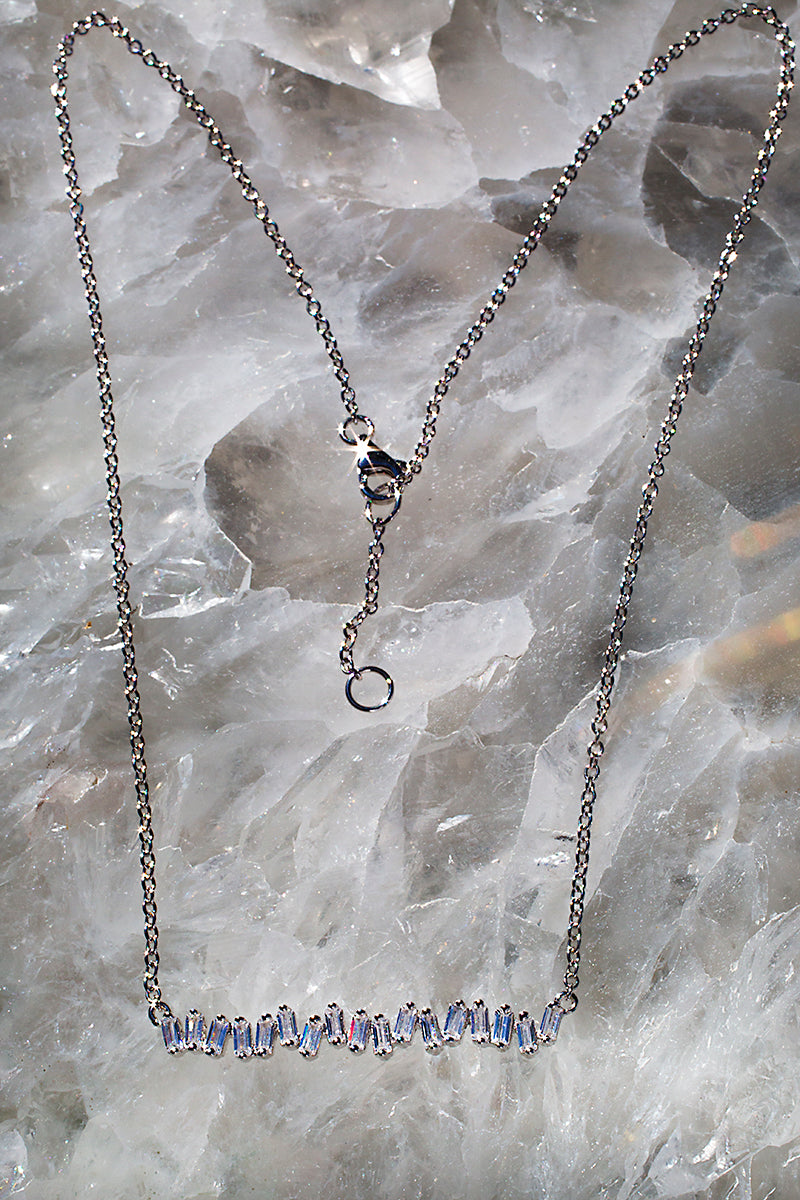 ILLUSIONS necklace in sterling silver