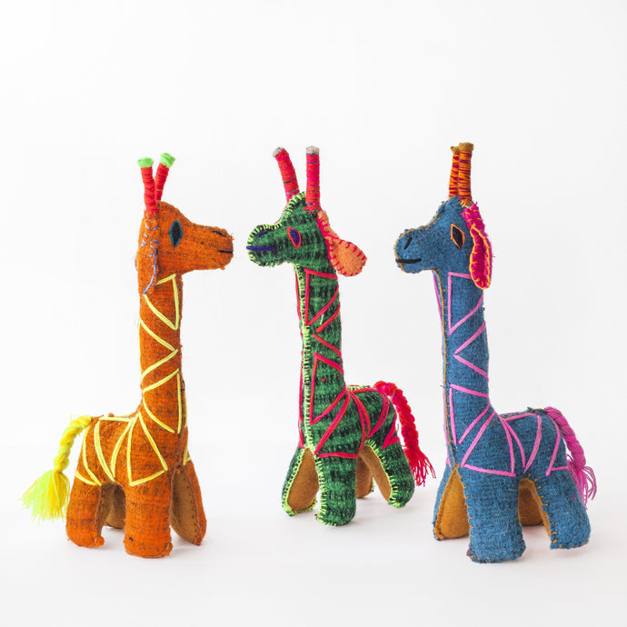 CHIAPAS Wool Felt Animalitos -  Trio of Giraffes